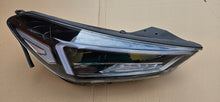 Laden Sie das Bild in den Galerie-Viewer, Frontscheinwerfer Hyundai Tucson 92102-D7700 LED Rechts Scheinwerfer Headlight