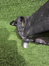 Laden Sie das Bild in den Galerie-Viewer, Frontscheinwerfer Seat Tarraco 5FJ941008 Rechts Scheinwerfer Headlight SCH1379219708vb