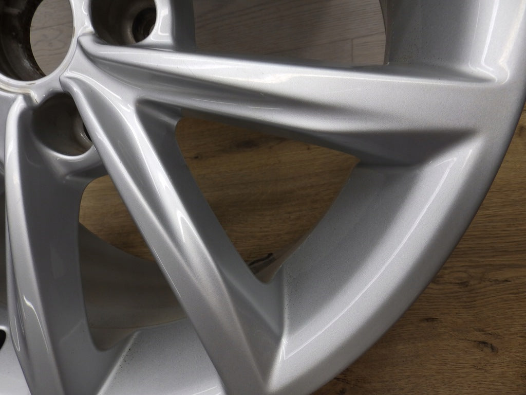 1x Alufelge 17 Zoll 8.5" 5x112 50ET Glanz Silber 8J0601025 Audi Tt Rim Wheel FEL1681584009gv