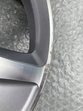 Load image into Gallery viewer, 1x Alufelge 17 Zoll 7.5&quot; 5x114.3 25695345 Nissan Pulsar Rim Wheel