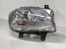 Laden Sie das Bild in den Galerie-Viewer, Frontscheinwerfer Mercedes-Benz Sprinter A9109060100 Rechts Headlight SCH3726597201rn
