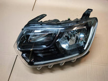 Laden Sie das Bild in den Galerie-Viewer, Frontscheinwerfer Dacia Duster 260609367R LED Links Scheinwerfer Headlight