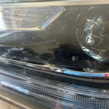 Load image into Gallery viewer, Frontscheinwerfer Toyota Corolla 81150-02L70 Links Scheinwerfer Headlight SCH5356640183ug