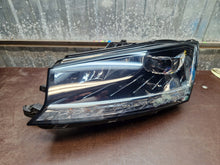 Load image into Gallery viewer, Frontscheinwerfer Skoda Fabia III 6V1941015F Links Scheinwerfer Headlight SCH3689428113al