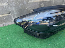 Laden Sie das Bild in den Galerie-Viewer, Frontscheinwerfer Mercedes-Benz W247 A2479061404 LED Rechts Headlight SCH4905377962hl