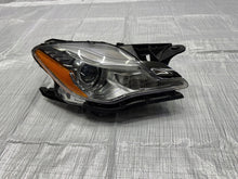 Laden Sie das Bild in den Galerie-Viewer, Frontscheinwerfer Maserati Quattroporte I 670001624 Rechts Headlight SCH1076373135es
