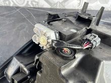 Load image into Gallery viewer, Frontscheinwerfer Mazda 2 D09K-51030 LED Rechts Scheinwerfer Headlight