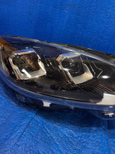 Laden Sie das Bild in den Galerie-Viewer, Frontscheinwerfer Ford Kuga III LV4B-13E016-AR LED Rechts Scheinwerfer Headlight SCH5038641003ti