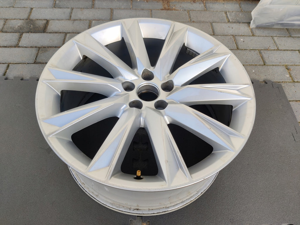 1x Alufelge 20 Zoll 9.0" 5x112 38ET Glanz Silber 4KE071490A Audi E-Tron