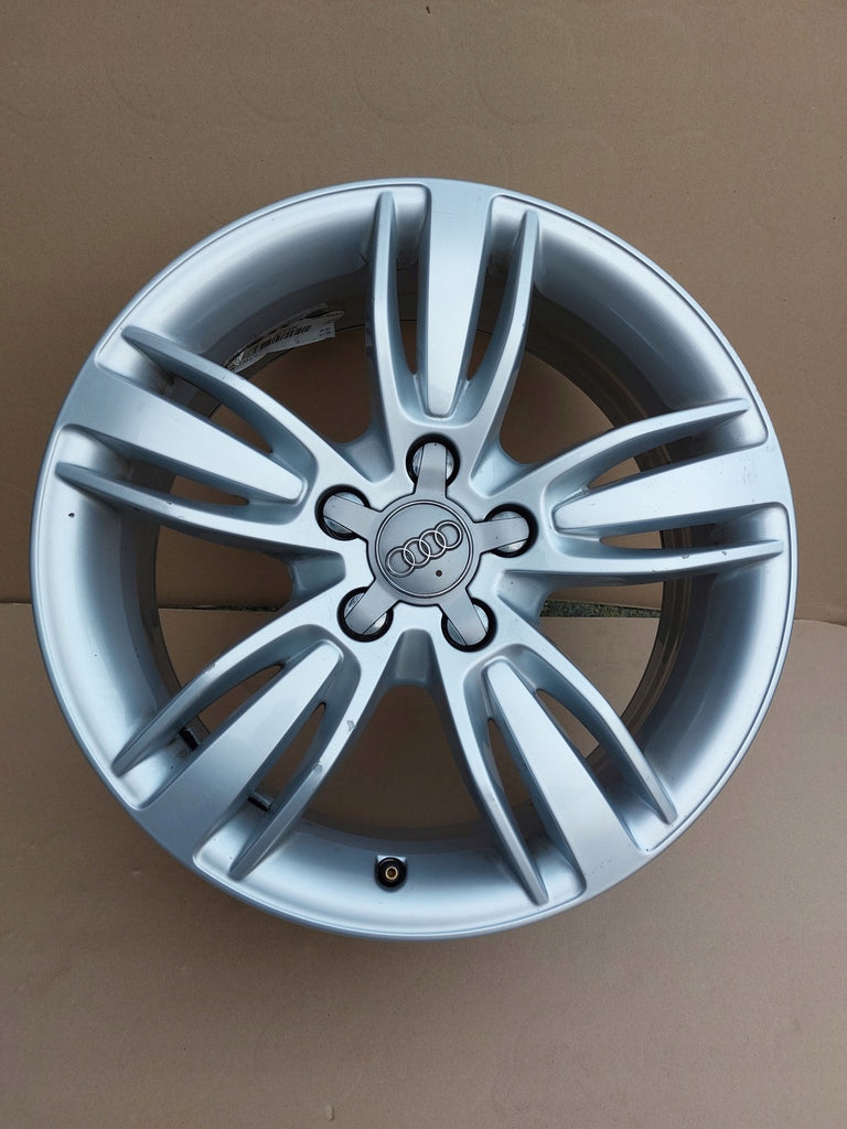 1x Alufelge 17 Zoll 6.5" 5x112 33ET Glanz Silber 8U0601025 Audi Q3 Rim Wheel