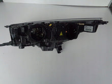 Laden Sie das Bild in den Galerie-Viewer, Frontscheinwerfer Ford Kuga GV41-13D154-EG Rechts Scheinwerfer Headlight