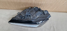 Laden Sie das Bild in den Galerie-Viewer, Frontscheinwerfer Audi Q2 81A941003 LED Links Scheinwerfer Headlight