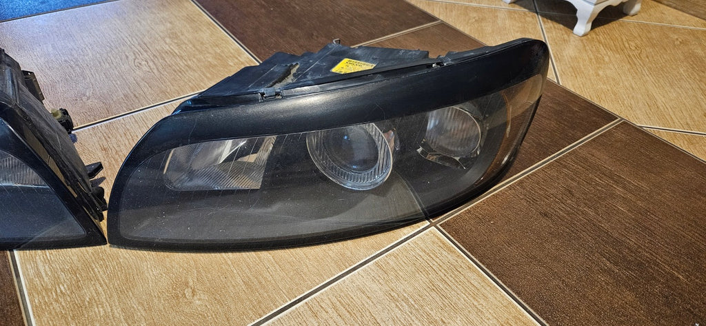 Frontscheinwerfer Volvo C30 Ein Stück (Rechts oder Links) Scheinwerfer Headlight SCH5052503731vj