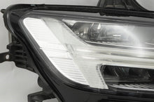 Load image into Gallery viewer, Frontscheinwerfer Volvo V60 II Rechts Scheinwerfer Headlight SCH9372004191of
