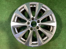 Load image into Gallery viewer, 1x Alufelge 18 Zoll 8.0" 5x120 52ET 6869801SI BMW 1 F21 F20 Rim Wheel FEL1589989875fl
