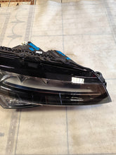 Laden Sie das Bild in den Galerie-Viewer, Frontscheinwerfer Skoda 3V1941016C LED Rechts Scheinwerfer Headlight