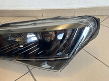 Laden Sie das Bild in den Galerie-Viewer, Frontscheinwerfer Skoda Superb III 3V1941015A Xenon Links Scheinwerfer Headlight
