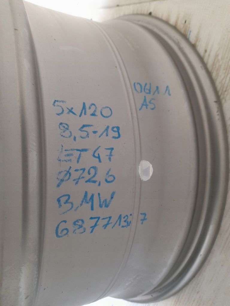 1x Alufelge 19 Zoll 8.0" 5x120 36ET Glanz Silber 6877136 BMW Rim Wheel FEL7588027676oz