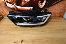 Laden Sie das Bild in den Galerie-Viewer, Frontscheinwerfer VW T-Roc 2GA941035 LF57988 Links Scheinwerfer Headlight SCH8362747076ds
