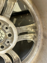 Load image into Gallery viewer, 1x Alufelge 17 Zoll 8.0" 5x120 46ET Silber 3401200 BMW E83 Rim Wheel FEL7908774972dm