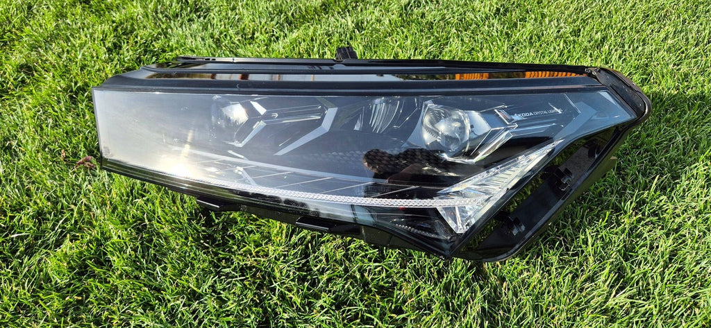 Frontscheinwerfer Skoda Enyaq 5LB941015B LED Links Scheinwerfer Headlight SCH8895851498lr