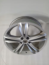 Load image into Gallery viewer, 1x Alufelge 18 Zoll 7.0" 5x112 5NA601025M VW Tiguan Rim Wheel FEL8884754694wo
