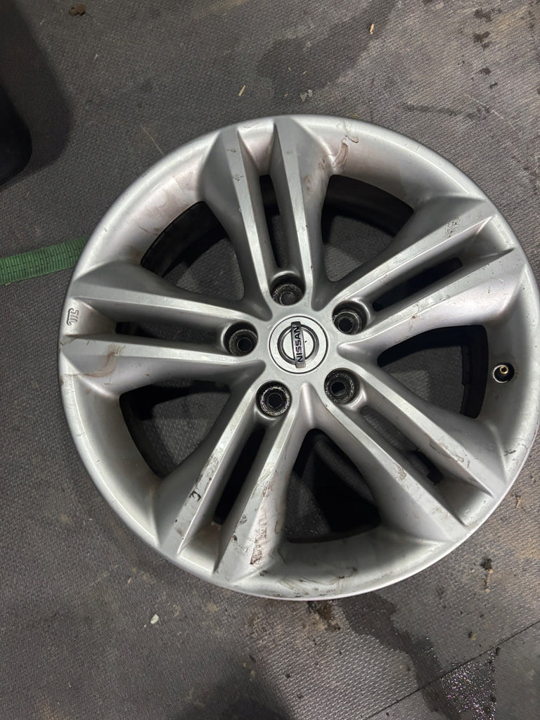1x Alufelge 17 Zoll 6.5" 5x114.3 40ET MB50-EQ300 Nissan X-Trail I Qashqai J10 FEL6615860054kh