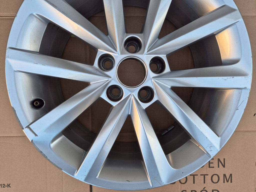1x Alufelge 18 Zoll 7.0" 5x100 46ET 5JA601025B- Skoda Fabia I Rim Wheel FEL1549328629lr