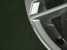 Load image into Gallery viewer, 1x Alufelge 18 Zoll 8.0" 5x112 39ET Glanz Silber 4G0601025 Audi Rim Wheel FEL9622364607bv