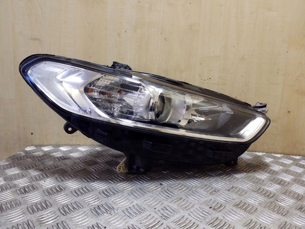 Frontscheinwerfer Ford Mondeo DS7313W029BE 89908745 Rechts Headlight SCH9297024486hr