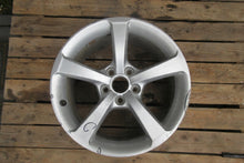 Load image into Gallery viewer, 1x Alufelge 17 Zoll 7.5&quot; 5x112 43ET Audi Rim Wheel