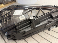 Laden Sie das Bild in den Galerie-Viewer, Frontscheinwerfer Mercedes-Benz W177 A1779065704 Links Scheinwerfer Headlight SCH5213509503xi