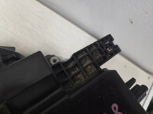 Load image into Gallery viewer, Frontscheinwerfer Audi A4 B9 8W0941043 Xenon Ein Stück (Rechts oder Links)