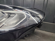 Laden Sie das Bild in den Galerie-Viewer, Frontscheinwerfer BMW 2 Tourer U06 5A42243 Links Scheinwerfer Headlight SCH6420112874ez