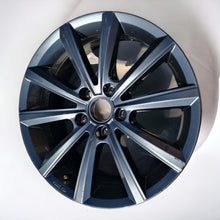 Load image into Gallery viewer, 1x Alufelge 17 Zoll 6.5&quot; 5x112 41ET Silber 3G0071479C VW Passat B8 Rim Wheel