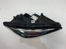 Laden Sie das Bild in den Galerie-Viewer, Frontscheinwerfer Mercedes-Benz W247 A2479068405 Full LED Rechts Headlight SCH7487575335mi