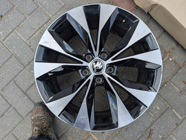 1x Alufelge 18 Zoll 8.0