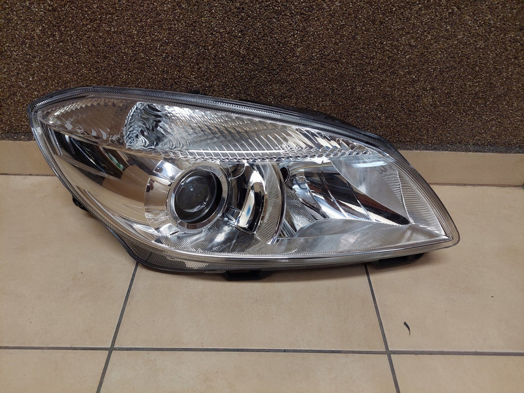 Frontscheinwerfer Skoda Fabia I 5J1941018D Rechts Scheinwerfer Headlight SCH3008190538an