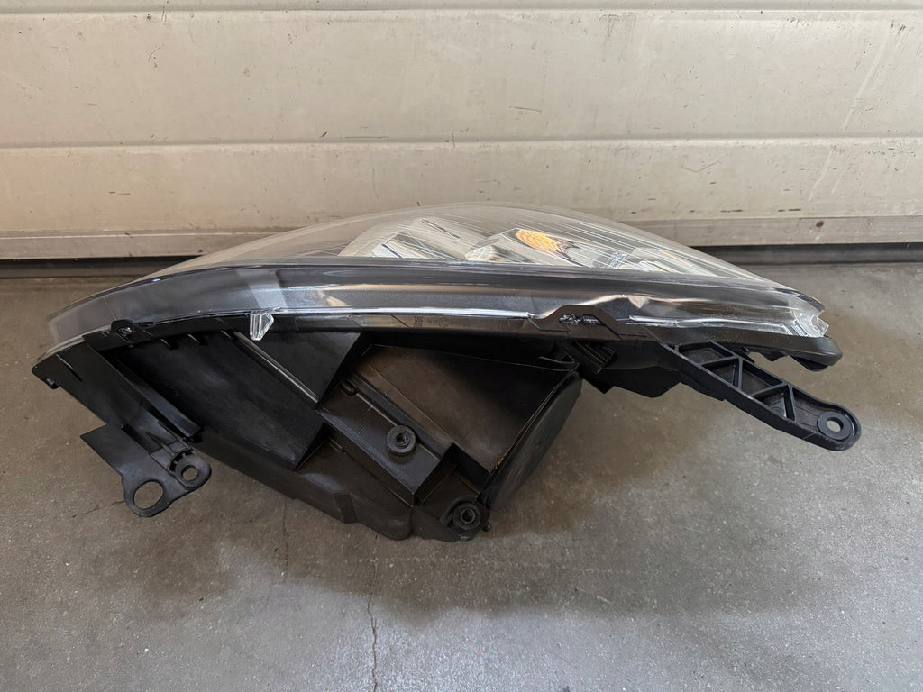 Frontscheinwerfer Opel Zafira B 93190407RH Bi-Xenon Rechts Headlight SCH8594302465sh