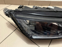 Laden Sie das Bild in den Galerie-Viewer, Frontscheinwerfer Skoda Octavia IV 5E4941016A LED Rechts Scheinwerfer Headlight SCH9601361379mw