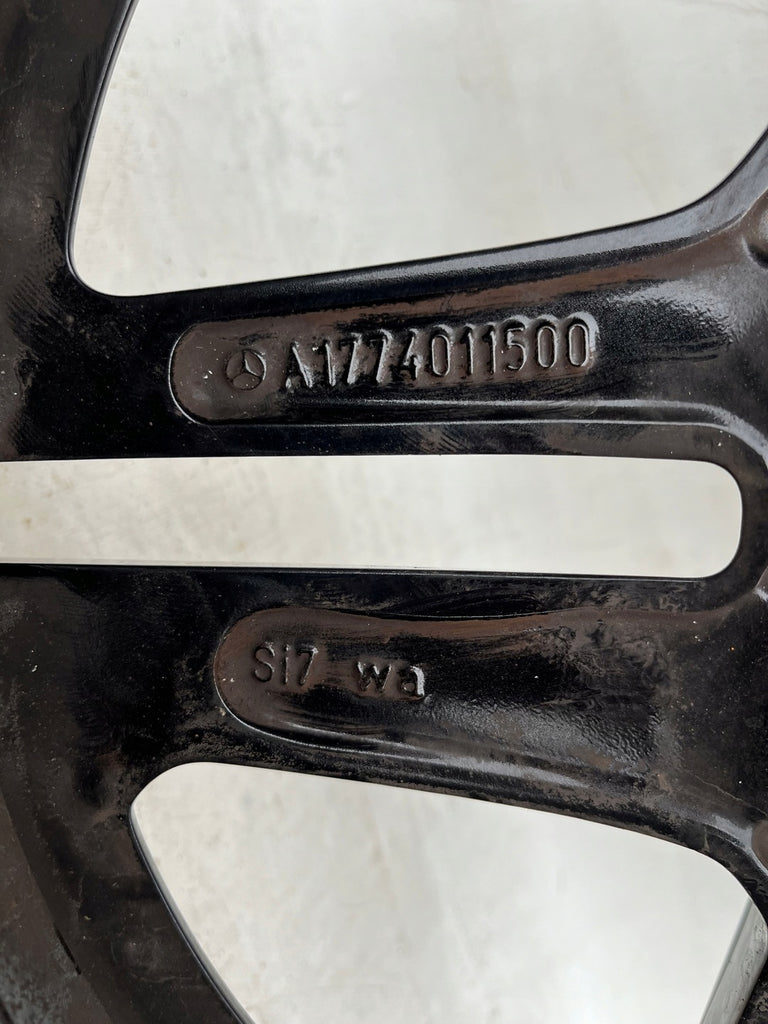 1x Alufelge 18 Zoll 7.5" 5x112 49ET Glanz Schwarz A1774011500 Mercedes-Benz W177