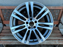 Load image into Gallery viewer, 1x Alufelge 20 Zoll 10.0&quot; 5x120 40ET 7842183 BMW X5 E70 E71 Rim Wheel