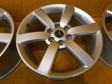 Load image into Gallery viewer, 4x Alufelge 17 Zoll 7.5" 6x114.3 50ET Glanz Mercedes-Benz Rim Wheel FEL6063126749rs