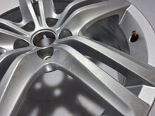 Laden Sie das Bild in den Galerie-Viewer, 1x Alufelge 17 Zoll 7.0" 5x100 43ET 6J0601025Q Seat Ibiza I V Rim Wheel FEL1840397338ry