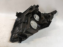 Laden Sie das Bild in den Galerie-Viewer, Frontscheinwerfer Ford Tourneo Courier R2X613W029 Rechts Scheinwerfer Headlight SCH3674155664fx