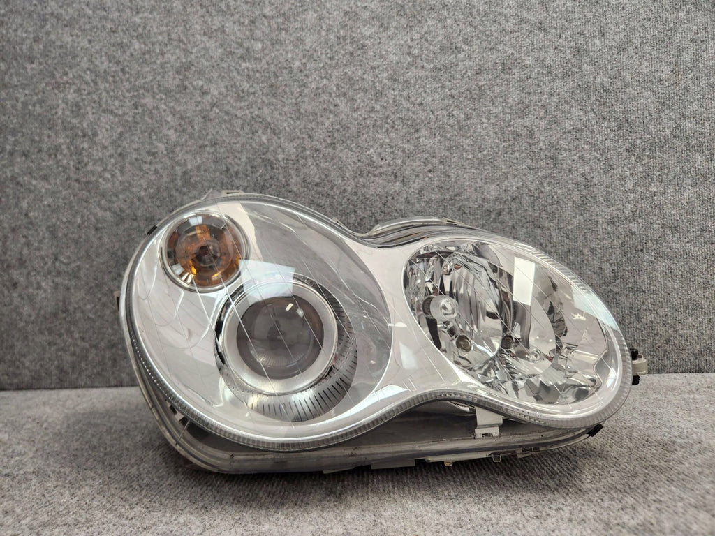 Frontscheinwerfer Mercedes-Benz W203 A2038203659SCZ 030116627815 Xenon Rechts SCH2853212262ru
