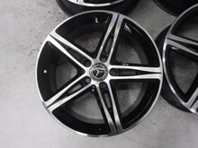 Laden Sie das Bild in den Galerie-Viewer, 4x Alufelge 18 Zoll 7.5" 5x112 49ET Glanz Schwarz A1774010700 Mercedes-Benz W177 FEL9907796824oo