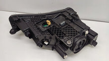 Laden Sie das Bild in den Galerie-Viewer, Frontscheinwerfer Skoda Superb III 3V1941015B Xenon Rechts oder Links
