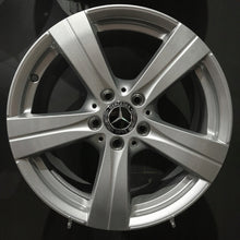 Laden Sie das Bild in den Galerie-Viewer, 4x Alufelge 17 Zoll 7.0" 5x112 44 5ET Silber A2064014500 Mercedes-Benz W206 FEL9281232061bz
