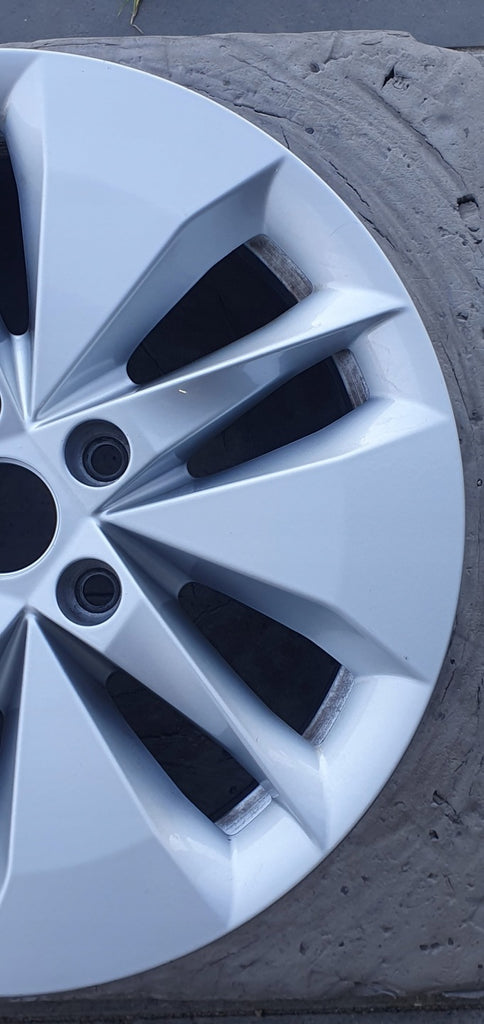 1x Alufelge 16 Zoll 7.0" 5x112 46ET 5E3601025AH Skoda Superb I Rim Wheel FEL3362004770nr